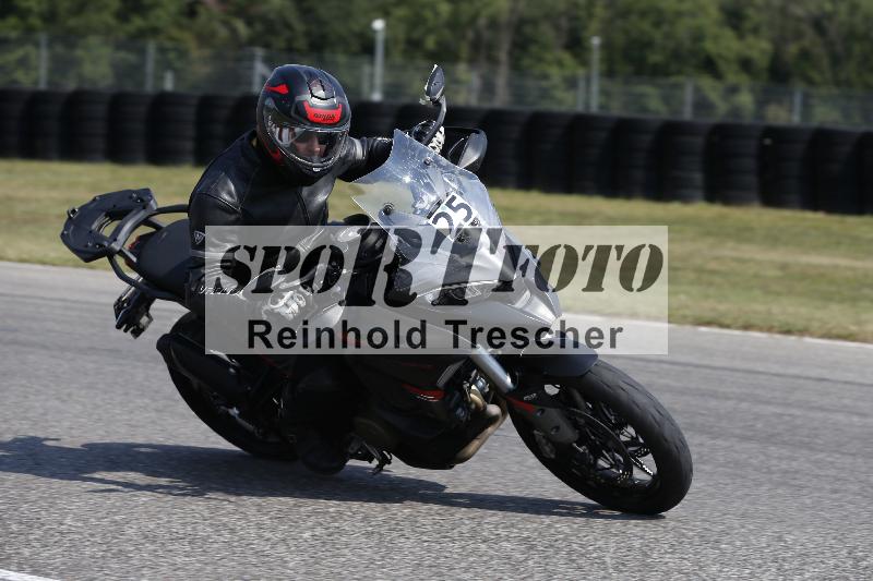 /Archiv-2025/49 26.08.2025 Cornu Master School ADR/gruen-vert/25